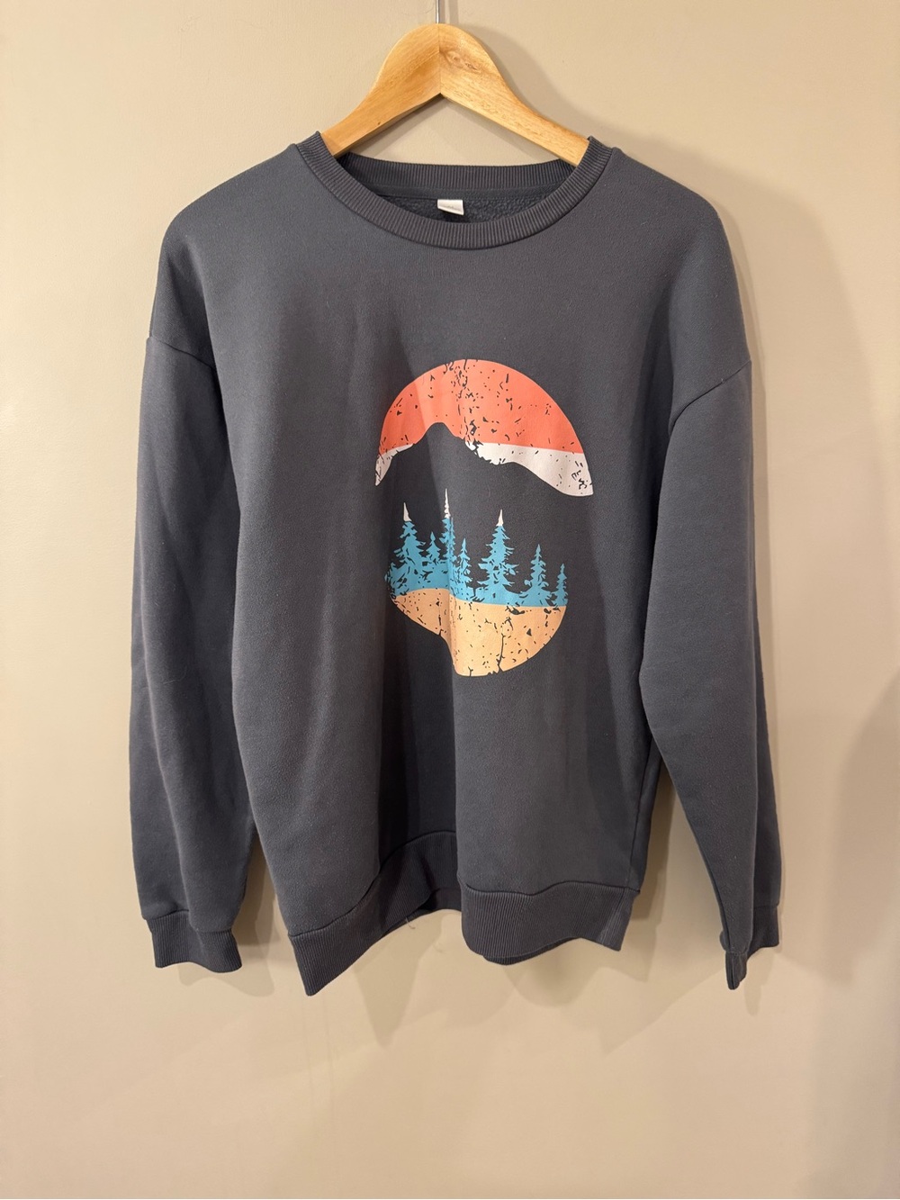 Vintage Mountain Graphic Crewneck Sweatshirt Men’s Medium Gray Pullover - Picture 3 of 7